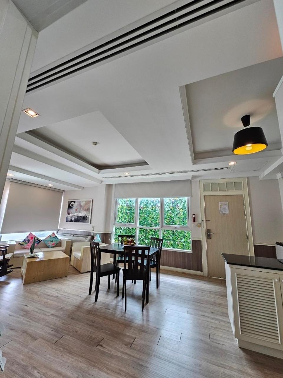 A-Te Chumphon Hotel - Sha Plus Exterior photo